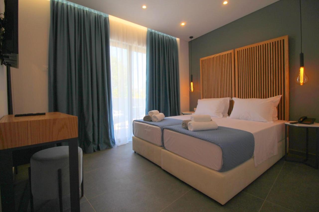 Blue Eye Hotel Ksamil Esterno foto